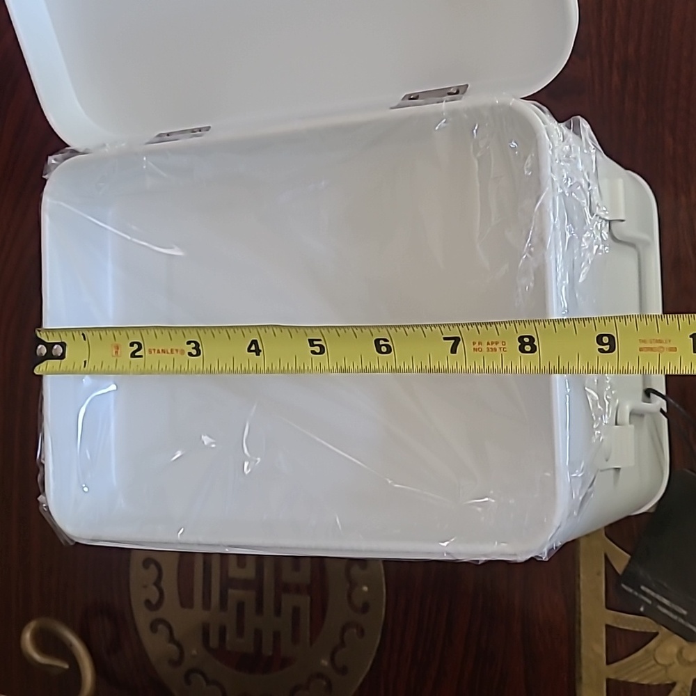 First Aid Tin - Picture 6 of 9